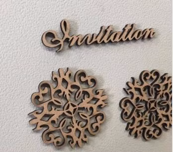 für die Industrie Metall- und Nichtmetall-CO2-Laserschneidemaschine für Geschenke und Kunsthandwerk